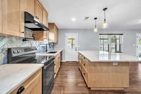 2005 Plumosa Palm Drive, $300k–$500k for sale in Niceville