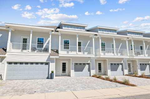 172 Kara Lake Drive, $300k–$500k for sale in Santa Rosa Beach