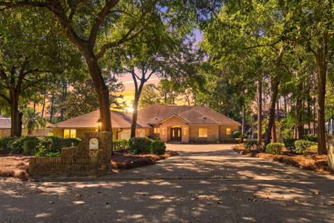 2422 Edgewater Drive, 4-bedroom for sale in Niceville