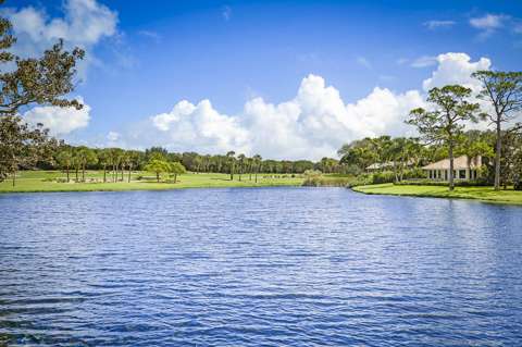 5611 SE Foxcross Place #5611, home for sale on SE Foxcross Place