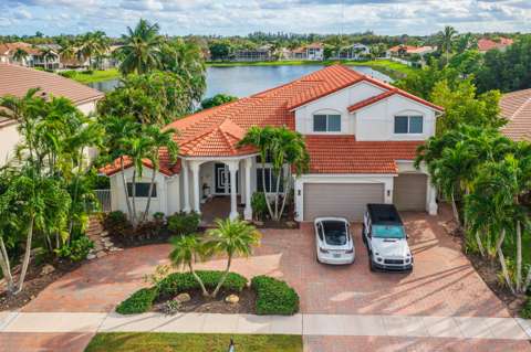 11804 Osprey Pointe Circle, home for sale in Wellington 33449
