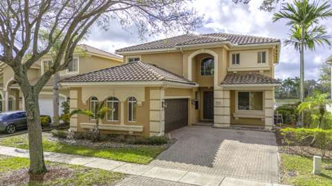 6770 Aliso Avenue, home for sale in West Palm Beach 33413