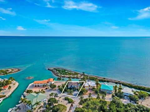 210 W Seaview Circle, luxury home for sale in Duck Key