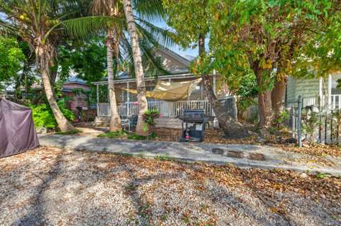 1916 Seidenberg Avenue, home for sale on Seidenberg Avenue