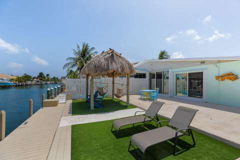 370 11Th Street, home for sale in Key Colony 33051