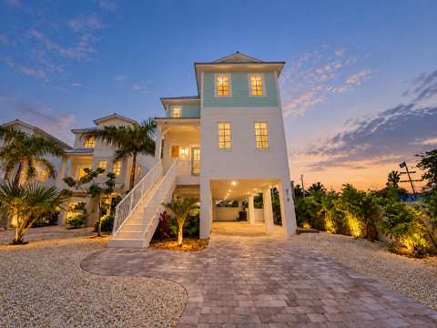 818 39Th Street Gulf, 4-bedroom for sale in Marathon