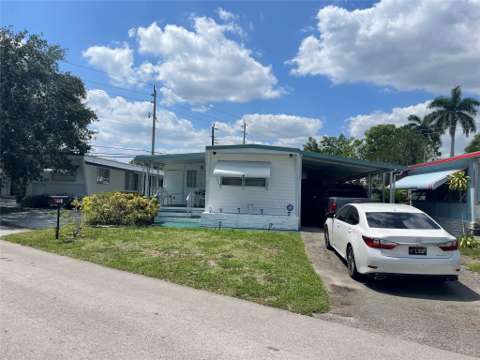 8581 SW 20Th Place, home for sale on SW 20Th Place