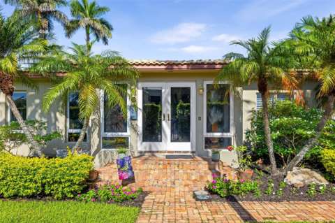 359 Poinciana Drive, home for sale on Poinciana Drive