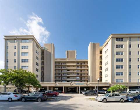 1811 Jefferson Street #304, home for sale on Jefferson Street