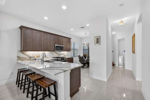 4805 Saint Armands Way, waterfront for sale in Westlake