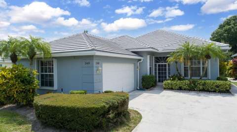 249 NW Bentley Circle, home for sale on NW Bentley Circle