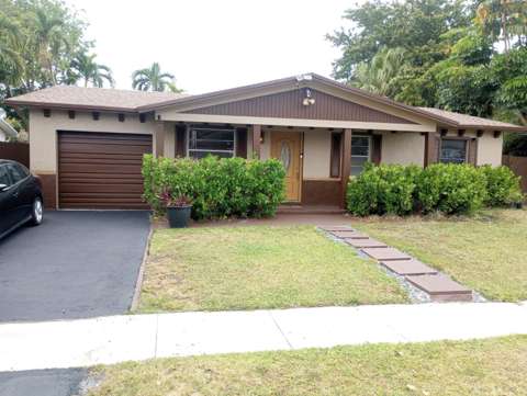 8241 SW 4Th Court, pool for sale in North Lauderdale