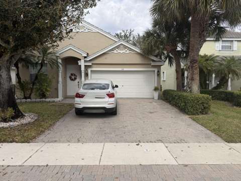 159 Berenger Walk, $300k–$500k for sale in Royal Palm Beach