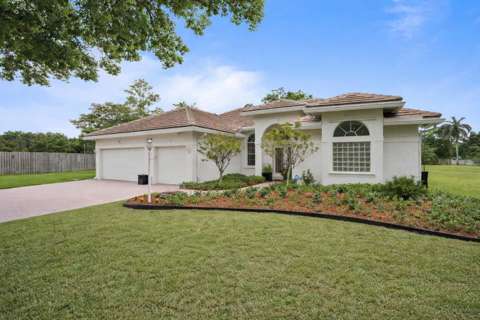 16245 Seneca Circle, home for sale in Davie 33331
