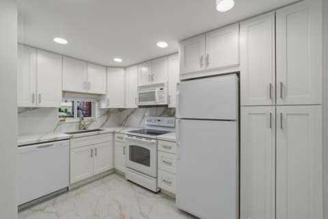 371 S Hollybrook Drive #106, home for sale on S Hollybrook Drive