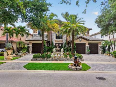 611 Edgebrook Lane, pool for sale in Royal Palm Beach