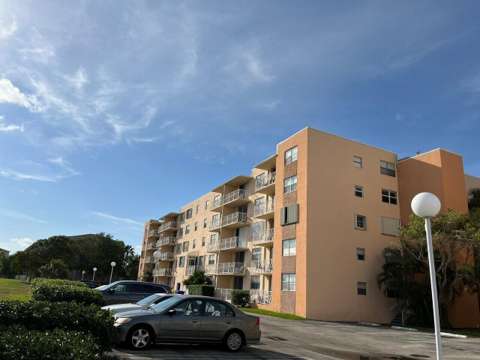 480 Executive Center Drive #4A, home for sale on Executive Center Drive