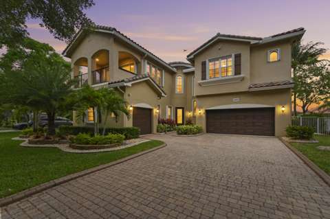 458 Cresta Circle, home for sale in West Palm Beach 33413