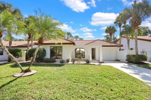 4004 SW Osprey Creek Way, $300k–$500k for sale in Palm City
