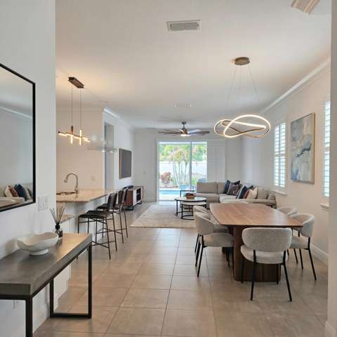 232 SE Via Visconti, home for sale on SE Via Visconti