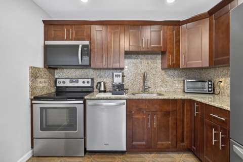 307 Wellington C, home for sale on Wellington C