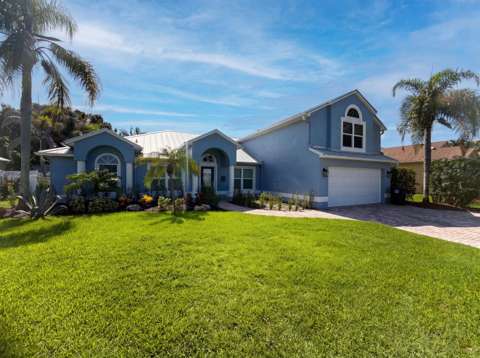 2902 Serenity Circle, home for sale in Fort Pierce 34981