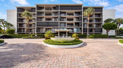 225 S Beach Road #102, home for sale in Jupiter 33469