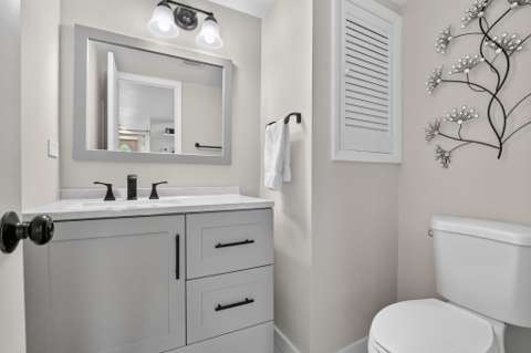 9923 S Hollybrook Lake Drive #305, home for sale on S Hollybrook Lake Drive