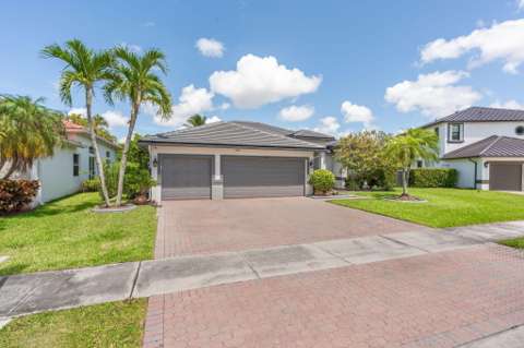 5617 NW 106Th Way, home for sale in Coral Springs 33076