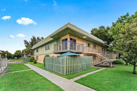 1866 Fairview Villas Drive #3, starter home for sale in Palm Springs