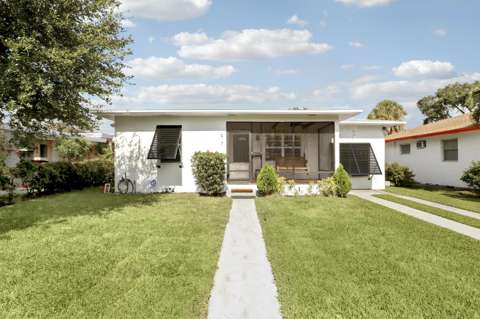 917 N Ocean Breeze, home for sale on N Ocean Breeze