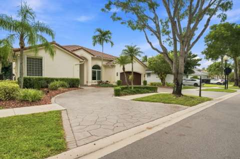 845 Bayside Lane, luxury home for sale in Weston