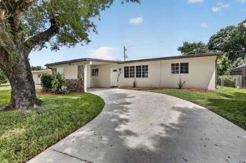 7231 Freedom Street, home for sale in Hollywood 33024