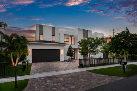499 NE 4Th Street, home for sale on NE 4Th Street