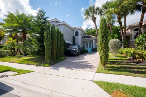 10438 Buena Ventura Drive, home for sale in Boca Raton 33498