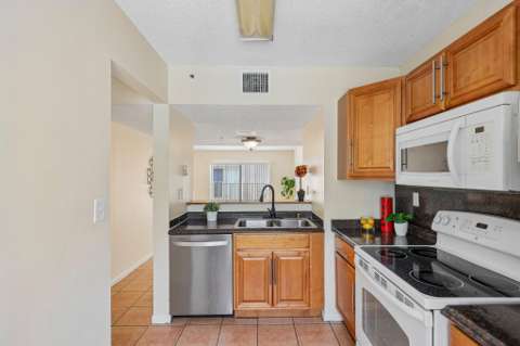 167 Riviera Circle, home for sale in Weston 33326