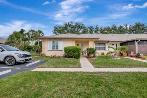 5840 Summerfield Court, gated community for sale in Fort Pierce