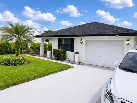 821 Hampton Road, home for sale in West Palm Beach 33405