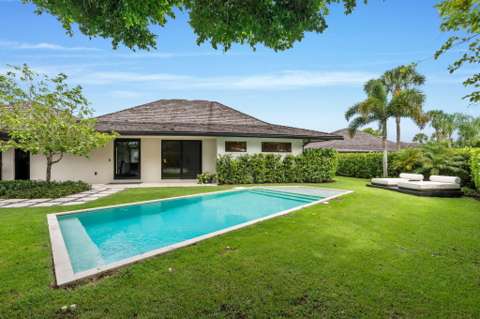 11880 Pebblewood Drive, golf community for sale in Wellington