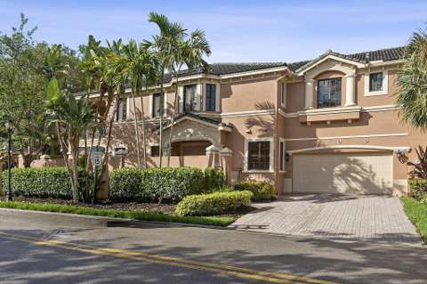 2742 Kinsington Circle, home for sale in Weston 33332
