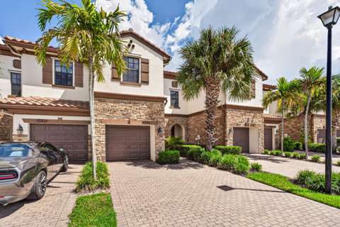 10306 Wellington Parc Drive, home for sale in Wellington 33449