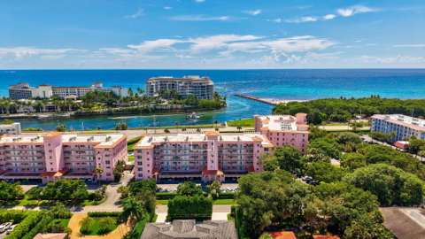 1040 Banyan Road #504C, home for sale in Boca Raton 33432