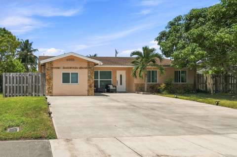 4665 NW 113Th Avenue, home for sale in Sunrise 33323
