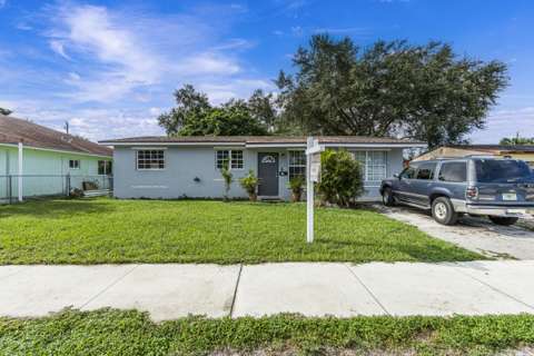 6714 Atlanta Street, home for sale in Hollywood 33024