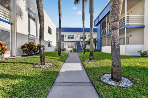 515 Normandy Lane, home for sale in Delray Beach 33484