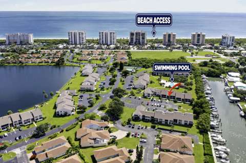 3212 S Lakeview Circle #10104, waterfront for sale in Fort Pierce