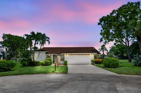 5722 Willow Creek Lane, home for sale in Delray Beach 33484