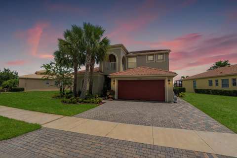 11427 SW Kingslake Circle, home for sale in Port St. Lucie 34987