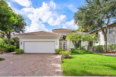 8138 Valhalla Drive, pool for sale in Delray Beach