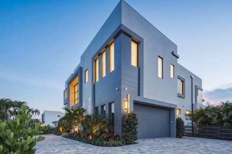 399 NE Spanish Court, pool for sale in Boca Raton